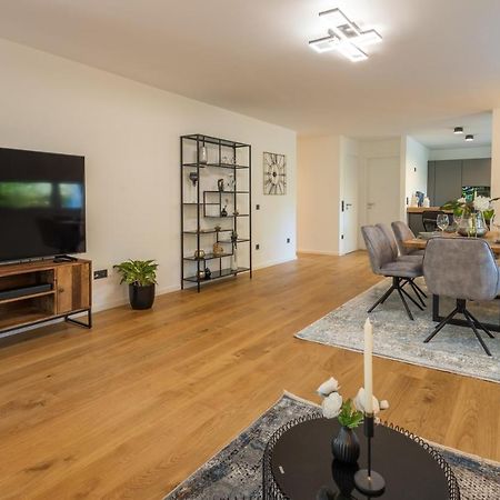 Sweethome - Luxus Pur - Grosse Kueche, 2 Baeder, 2 Terrassen Ottobrunn Esterno foto