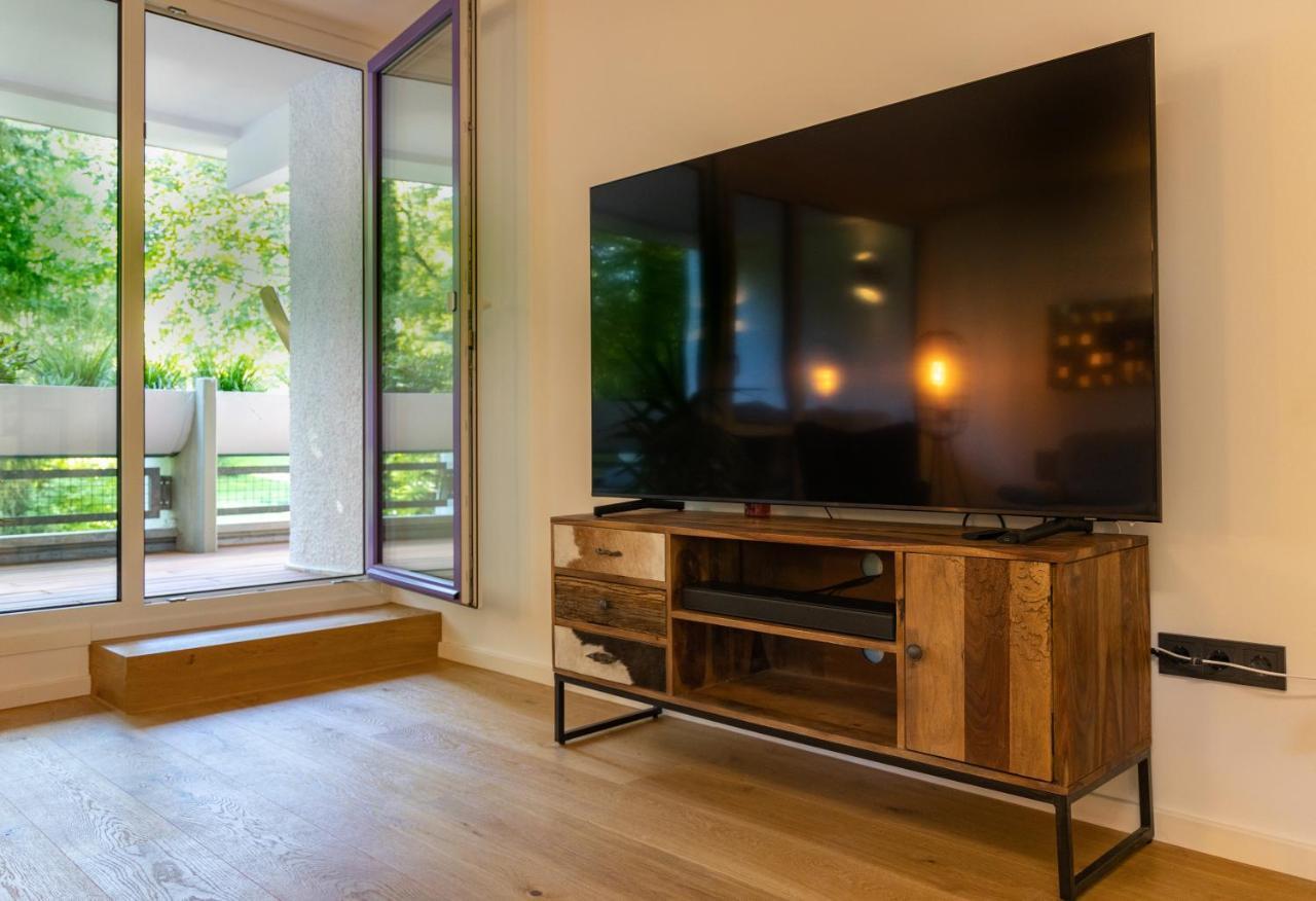 Sweethome - Luxus Pur - Grosse Kueche, 2 Baeder, 2 Terrassen Ottobrunn Esterno foto