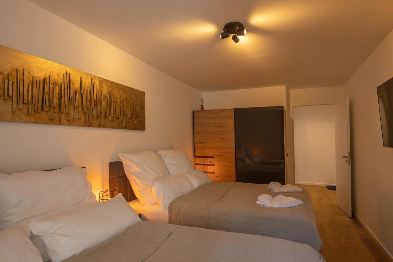 Sweethome - Luxus Pur - Grosse Kueche, 2 Baeder, 2 Terrassen Ottobrunn Esterno foto