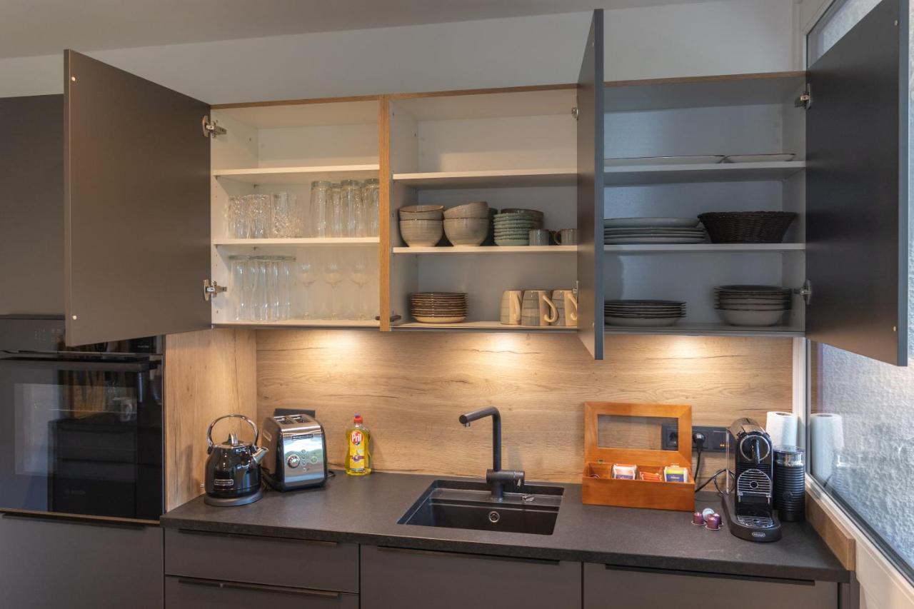 Sweethome - Luxus Pur - Grosse Kueche, 2 Baeder, 2 Terrassen Ottobrunn Esterno foto