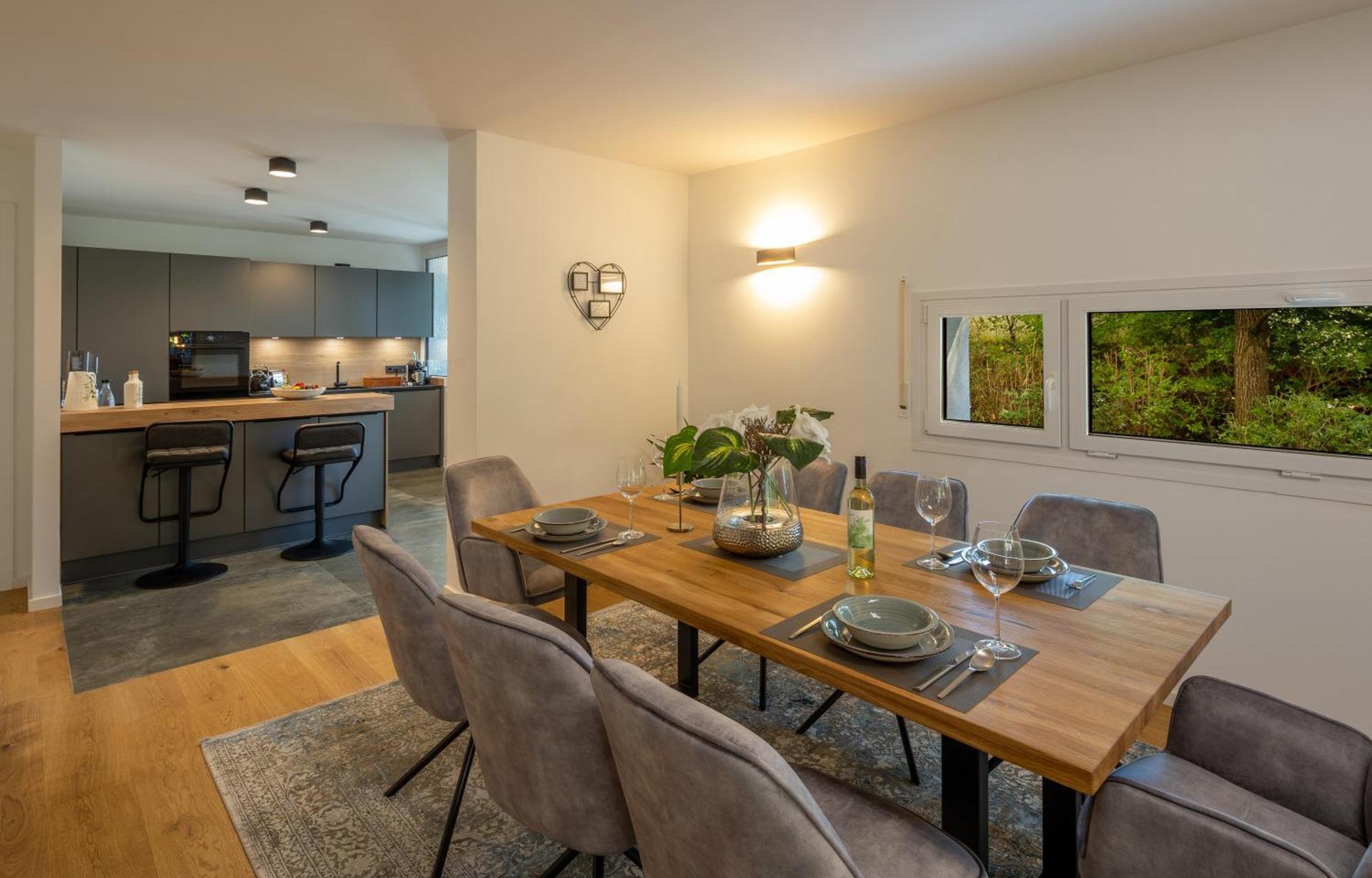 Sweethome - Luxus Pur - Grosse Kueche, 2 Baeder, 2 Terrassen Ottobrunn Esterno foto