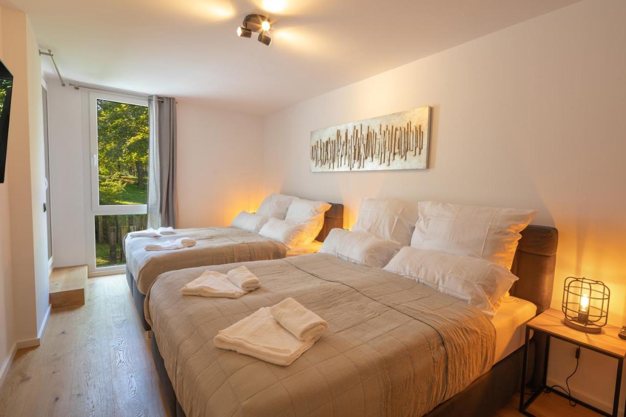 Sweethome - Luxus Pur - Grosse Kueche, 2 Baeder, 2 Terrassen Ottobrunn Esterno foto
