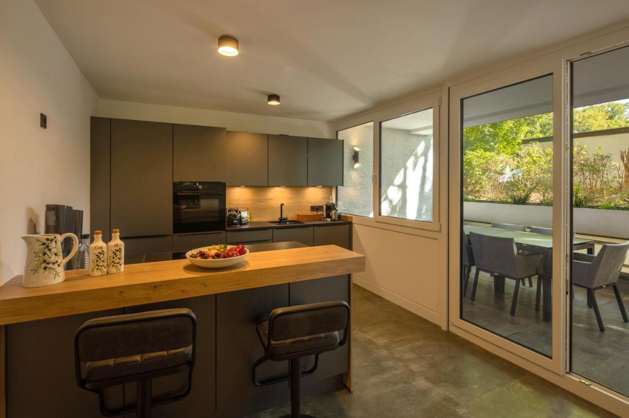Sweethome - Luxus Pur - Grosse Kueche, 2 Baeder, 2 Terrassen Ottobrunn Esterno foto