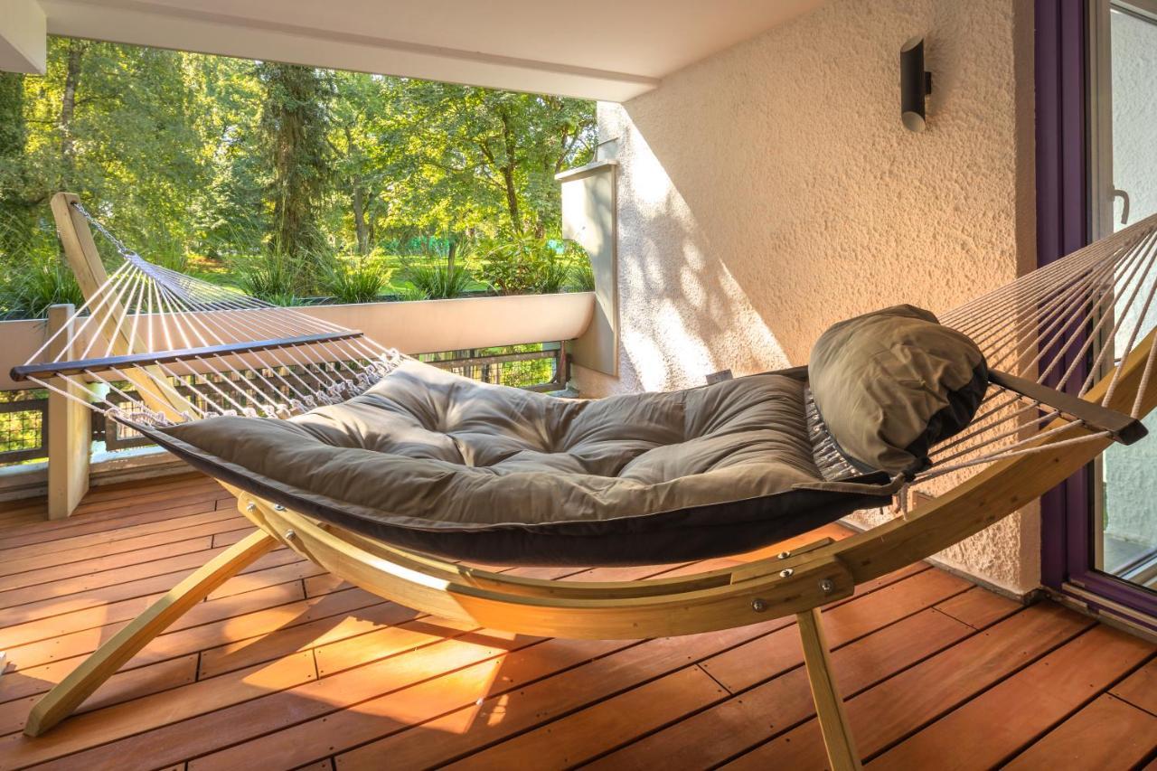 Sweethome - Luxus Pur - Grosse Kueche, 2 Baeder, 2 Terrassen Ottobrunn Esterno foto